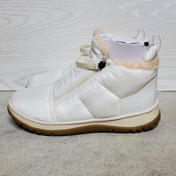 UGG Plush Lakesider snow boots, White, NWOB - Picture 10 of 14